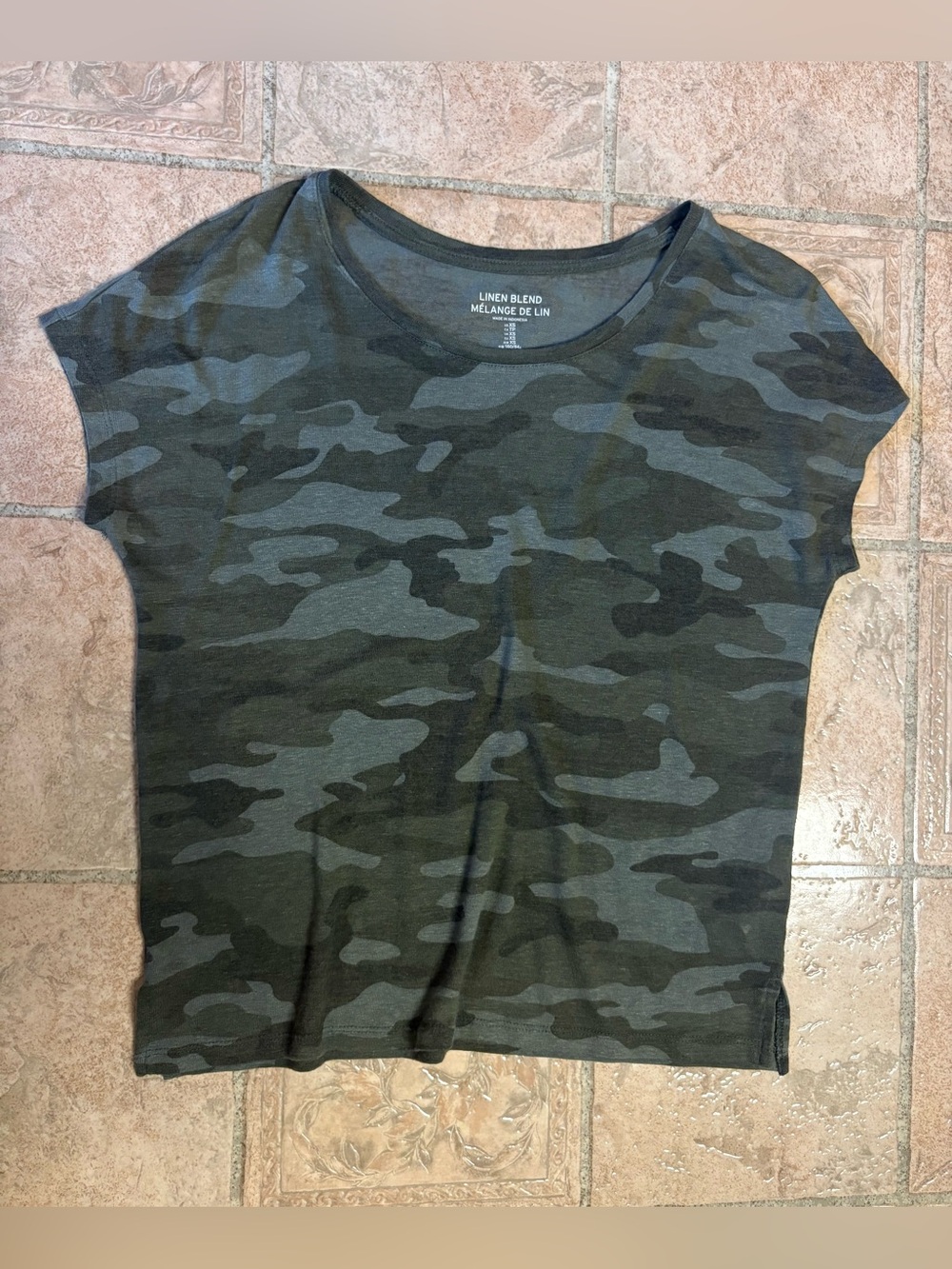 Gap shirt